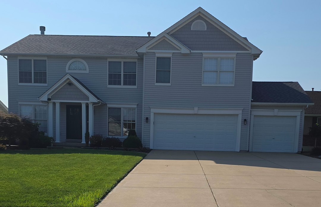 Top Quality Exterior trim painting performed in O'Fallon, Mo